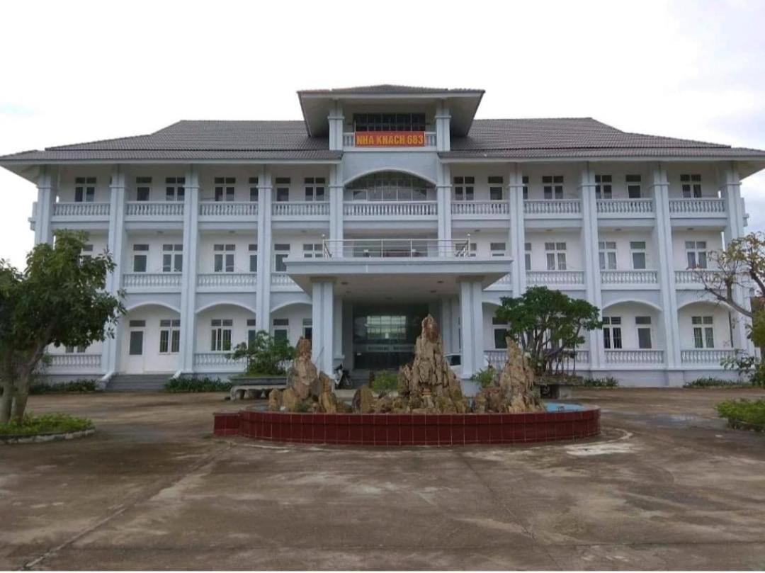 Nha Khach 683 Dn - By Bay Luxury Hotel *